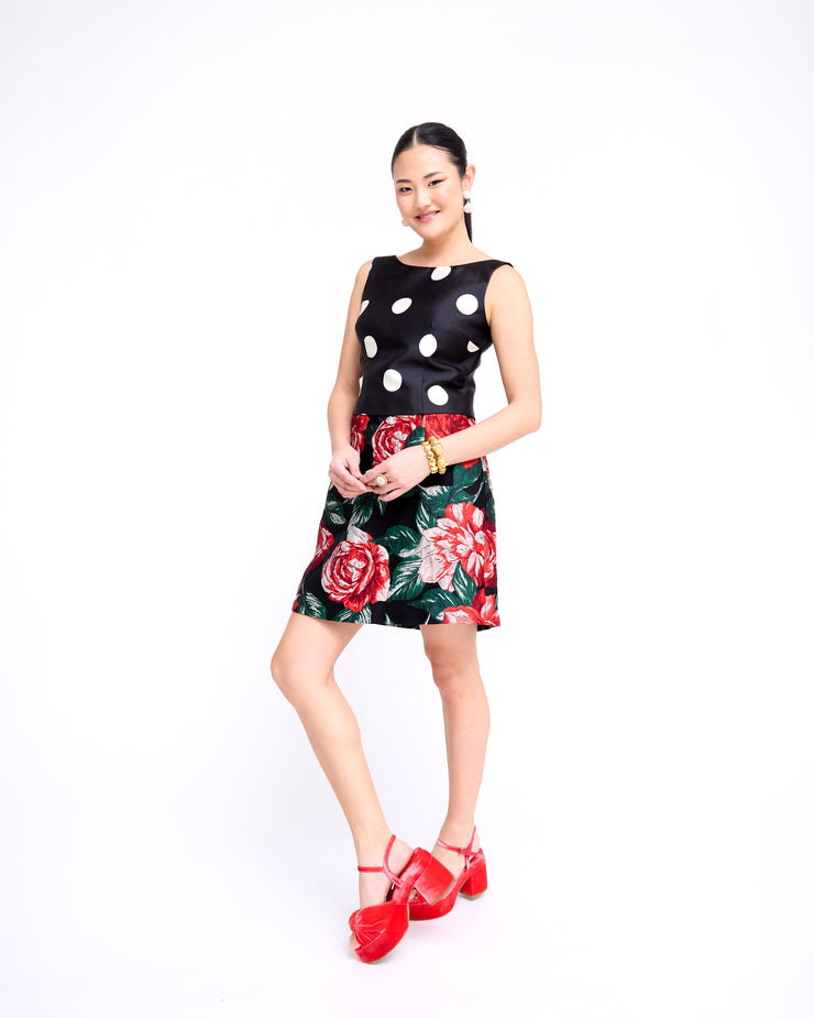 mae x val clara skirt in textured rose jacquard